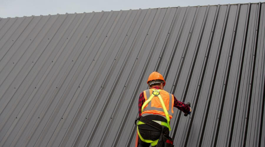 Professional gutter cleaning in Deville, LA